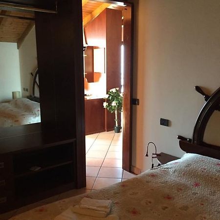 Ferienwohnung Apartment Laveno-Mombello Ngoại thất bức ảnh