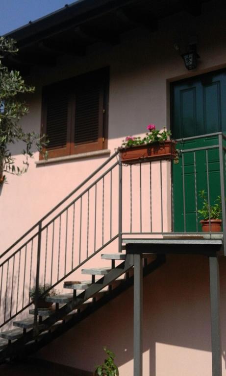 Ferienwohnung Apartment Laveno-Mombello Ngoại thất bức ảnh